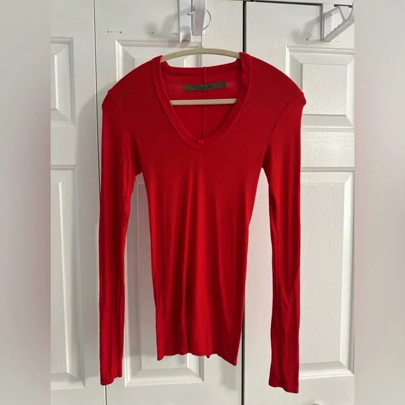 Enza Costs Red Knit Ribbed V Neck Long Sleeve Top - XS - Picture 2 of 3